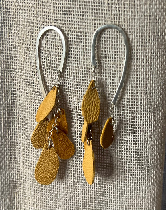 Salsa mini drop earrings ~ Mustard