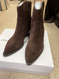 Another Trend Western Suede Boot ~ Mogano