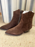 Another Trend Western Suede Boot ~ Mogano